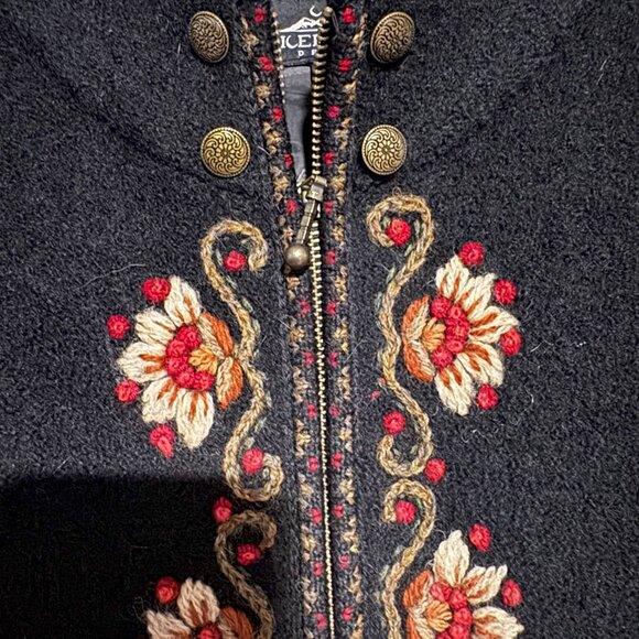 Icelander Norwegian Jacket - Picture 4 of 7